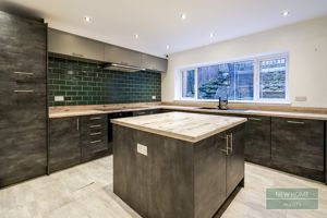 Photo 21- click for photo gallery